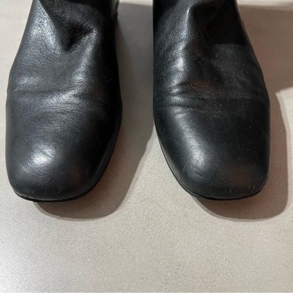 STUART WEITZMAN Leather Ankle Boot - Picture 3 of 11